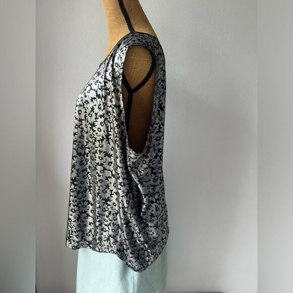 Vintage Shiny Trimmings Plus Silver & Black Flower Tank Top Size 22W - Picture 4 of 7